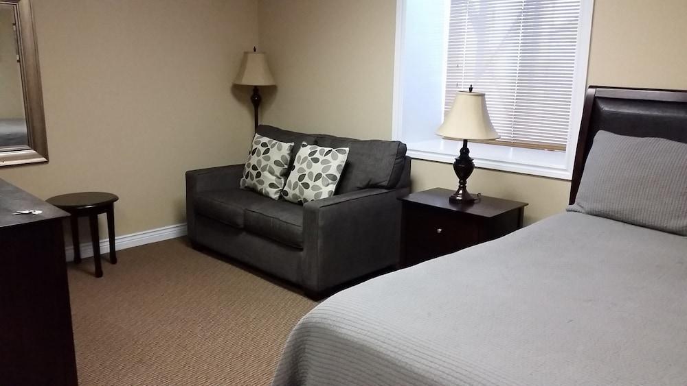 קלרנוויל Riverview Suites מראה חיצוני תמונה